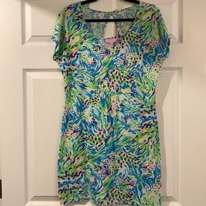 Light weight v-neck Lily Pulitzer Dress